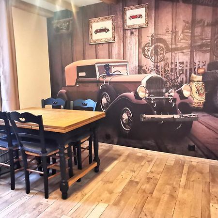 Le Vieux Tacot Avec Garage Apartman Le Puy-en-Velay Kültér fotó